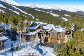 Luxurious 6-Bedroom Ski-In-Ski-Out Home, Very Spacious, With Private Hot Tub And Game Room, Breckenridge